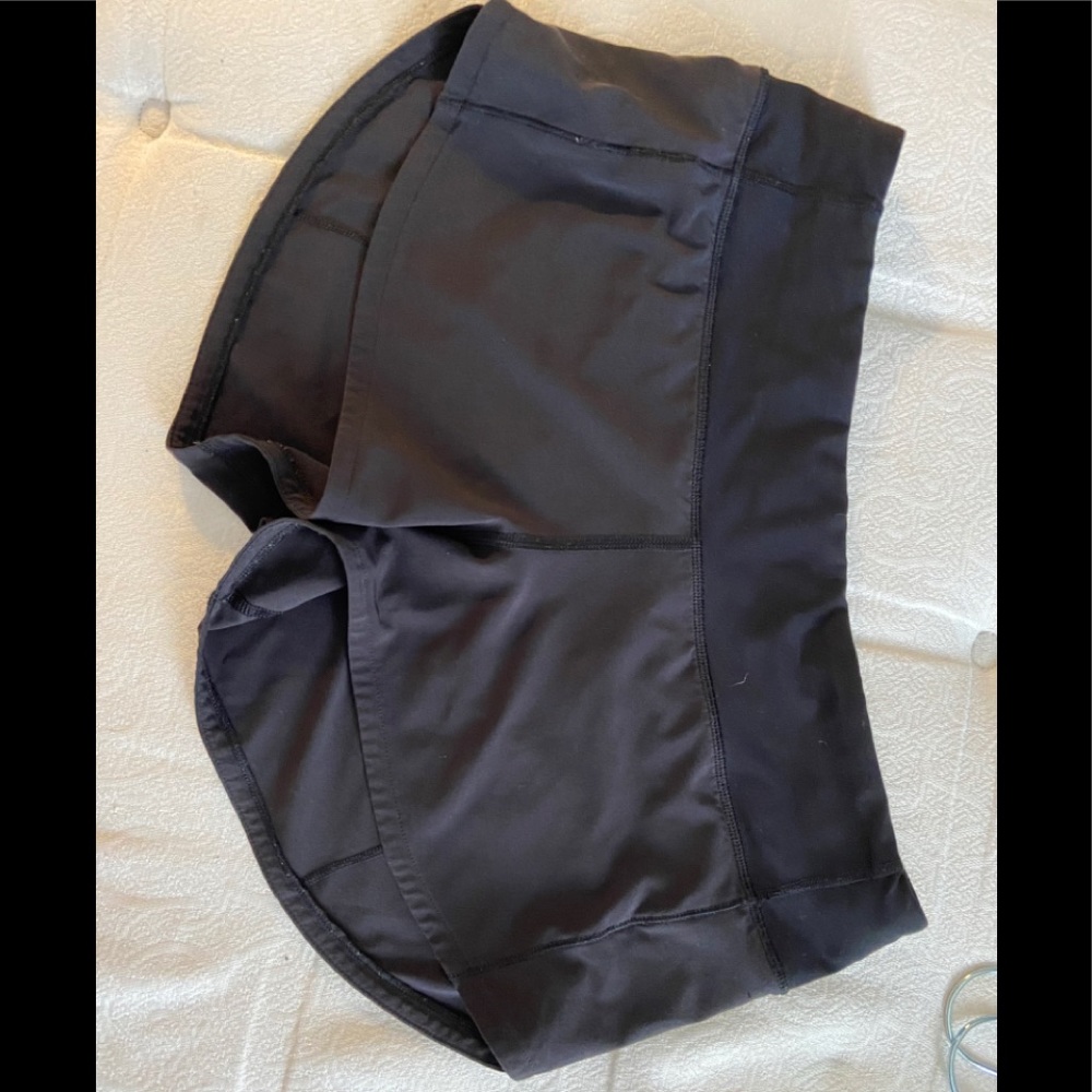 Black lulu speed up shorts, 2.5in